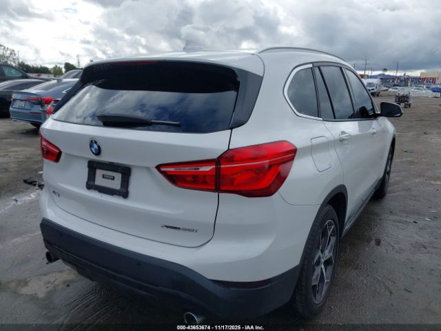 2019 BMW X1 WBXHT3C56K3H34460 Photo 3