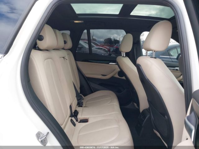 2019 BMW X1 WBXHT3C56K3H34460 Photo 7