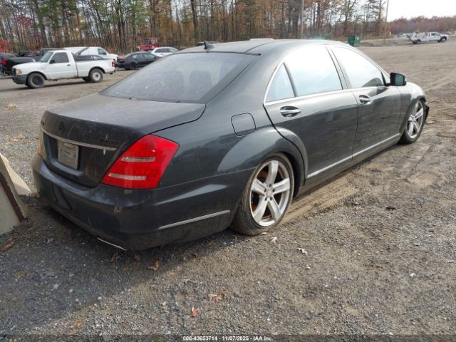 2011 MERCEDES-BENZ S 550 WDDNG8GB3BA412889 Photo 3
