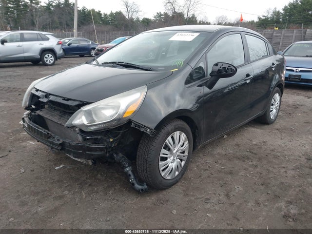 KIA RIO LX 2014 KNADM4A39E6323244 Image 2