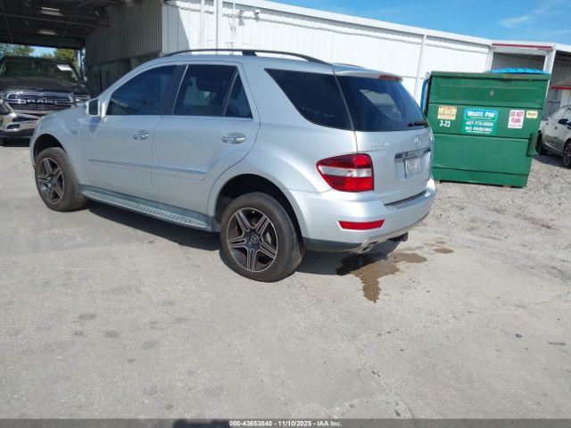 2011 MERCEDES-BENZ ML 350 BLUETEC 4JGBB2FB9BA744812 Photo 2