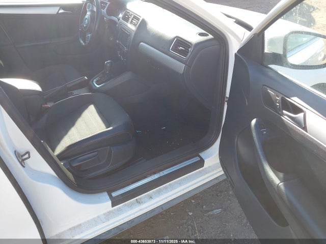 Продажа на аукционе авто 2012 Volkswagen Jetta Gli, vin: 3VW4A7AJ0CM061314, номер лота: 43653873
