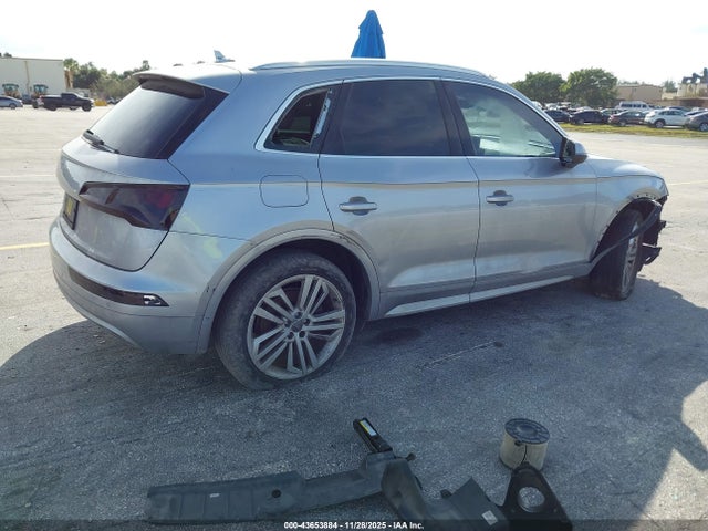 2019 AUDI Q5 WA1BNAFY5K2126675 Photo 3
