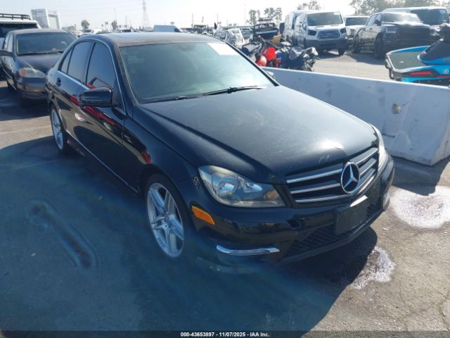 2014 MERCEDES-BENZ C 250 WDDGF4HB3EA958650 Photo 5