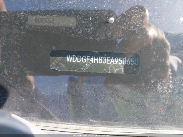 2014 MERCEDES-BENZ C 250 WDDGF4HB3EA958650 Photo 8