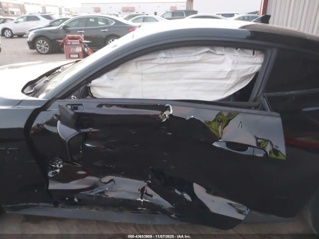 2022 FORD MUSTANG 1FA6P8CF3N5128155 Photo 5