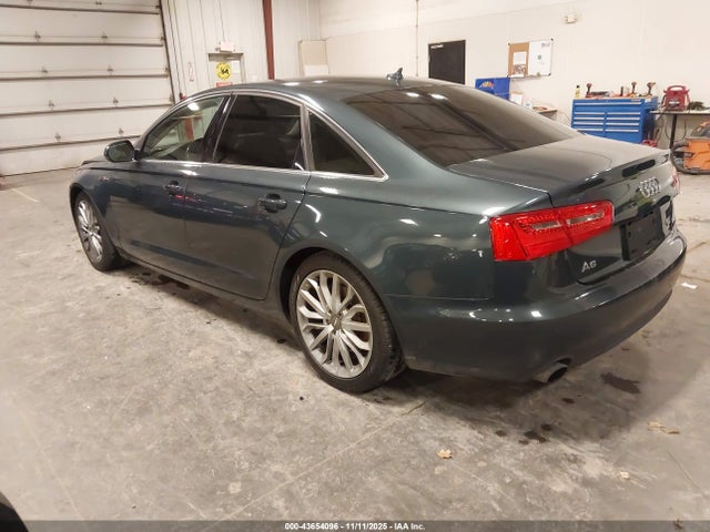 2012 AUDI A6 WAUGGAFC5CN127767 Photo 2