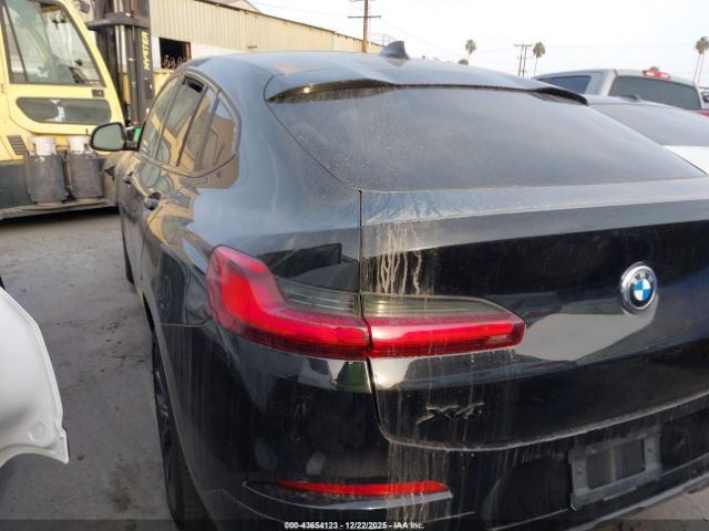 2021 BMW X4 5UX2V1C0XM9E46199 Photo 2