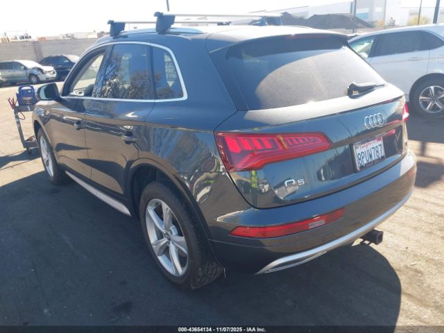 2020 AUDI Q5 WA1ANAFY6L2027375 Photo 2