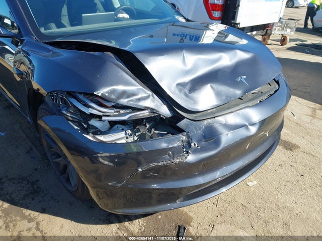 2025 TESLA MODEL 3 5YJ3E1EA6SF889767 Photo 5