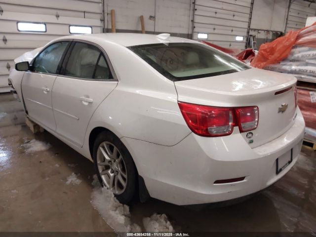 2015 CHEVROLET MALIBU 1G11C5SL9FF347437 Photo 2