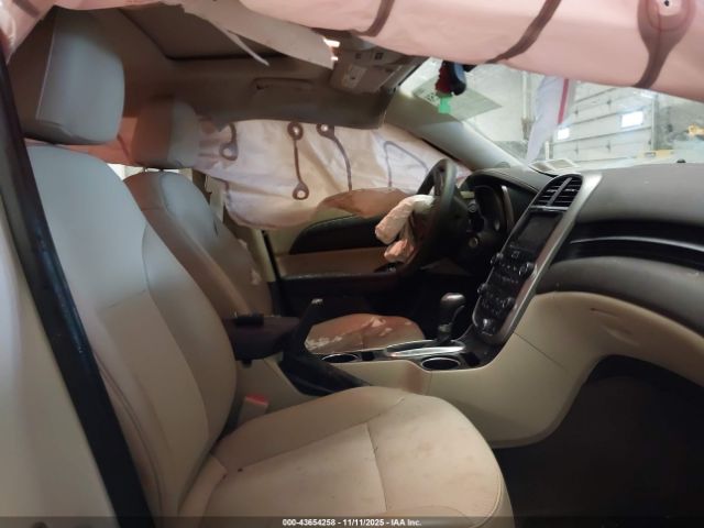 2015 CHEVROLET MALIBU 1G11C5SL9FF347437 Photo 4