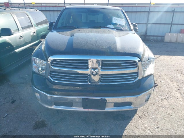 1C6RR6LT1KS622322 RAM 1500 Classic Lone Star 4x2 5&#039;7 Box
