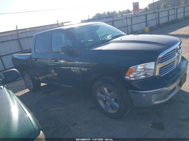 1C6RR6LT1KS622322 RAM 1500 Classic Lone Star 4x2 5&#039;7 Box
