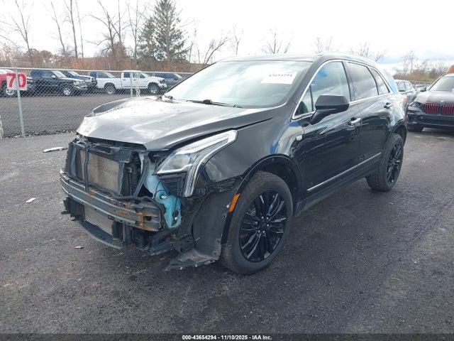 2018 CADILLAC XT5 1GYKNFRS9JZ236171 Photo 1