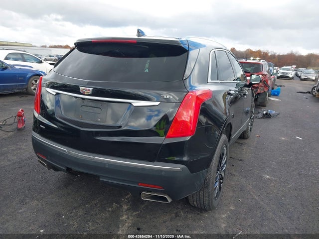 2018 CADILLAC XT5 1GYKNFRS9JZ236171 Photo 3