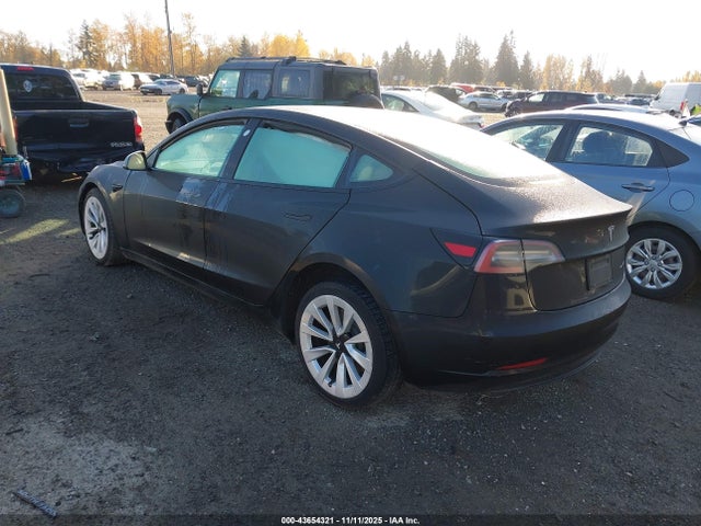 2022 TESLA MODEL 3 5YJ3E1EBXNF132738 Photo 2