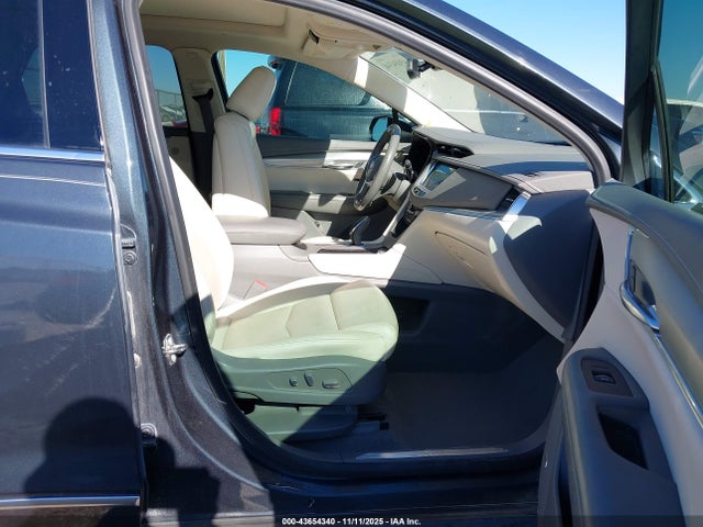 2019 CADILLAC XT5 1GYKNCRS8KZ244889 Photo 4