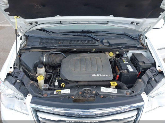 Продаж на аукціоні авто 2016 Chrysler Town & Country Touring, vin: 2C4RC1BGXGR157310, номер лоту: 43654346