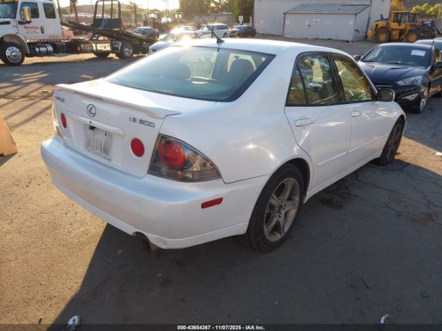 2004 LEXUS IS 300 JTHBD192940084444 Photo 3