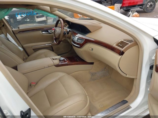2010 MERCEDES-BENZ S 550 WDDNG7BB7AA296208 Photo 4