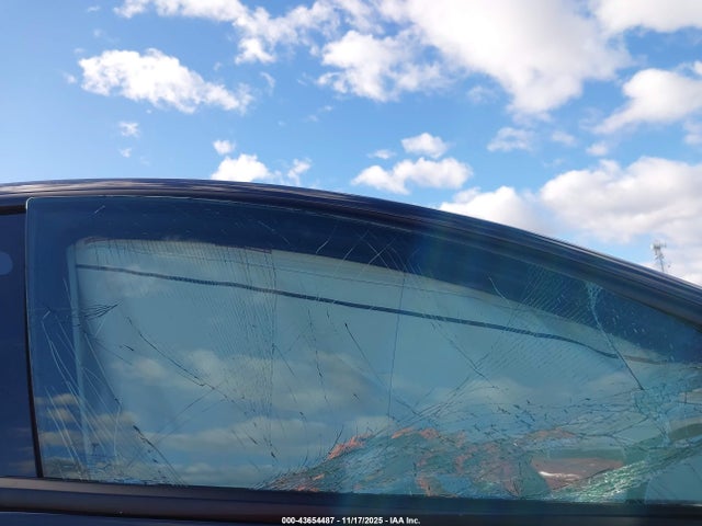 2023 TESLA MODEL 3 5YJ3E1EA9PF447489 Photo 4