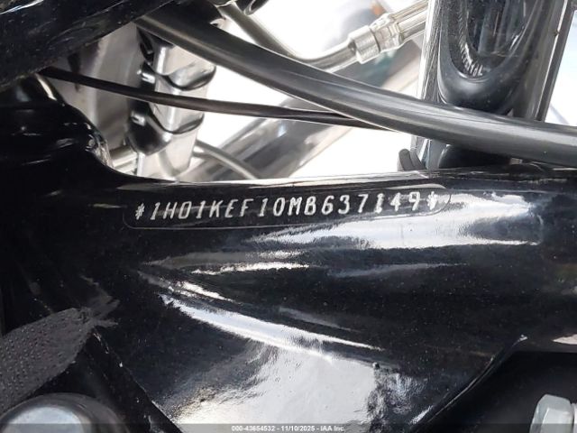 2021 HARLEY-DAVIDSON FLHTK 1HD1KEF10MB637149 Photo 9