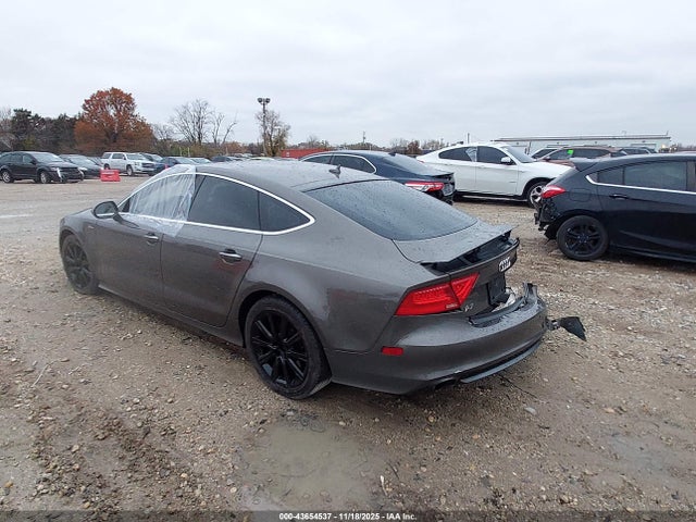 2012 AUDI A7 WAU2GAFC3CN109987 Photo 2