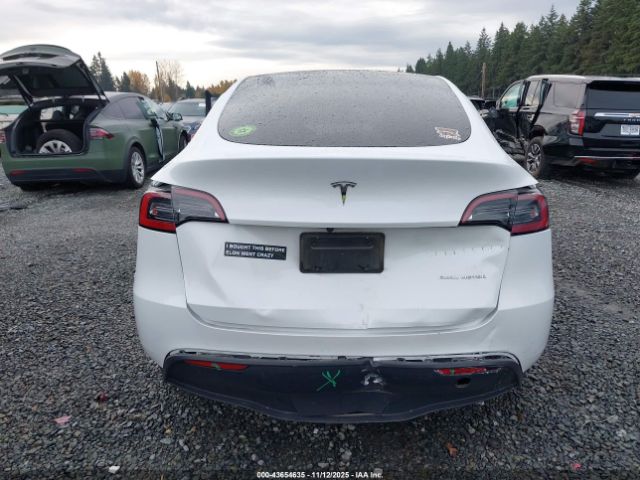 2023 TESLA MODEL Y 7SAYGDEE0PF754492 Photo 5