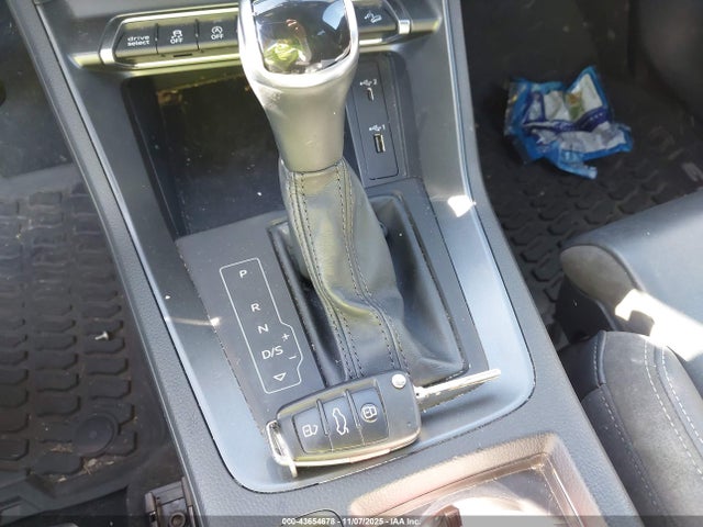 2021 AUDI Q3 WA1DECF35M1137595 Photo 10