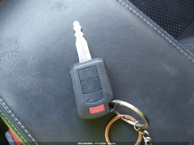 2020 MITSUBISHI OUTLANDER JA4AZ3A38LZ025789 Photo 10