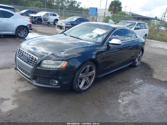 2010 AUDI S5 WAUVVAFR3AA034462 Photo 1
