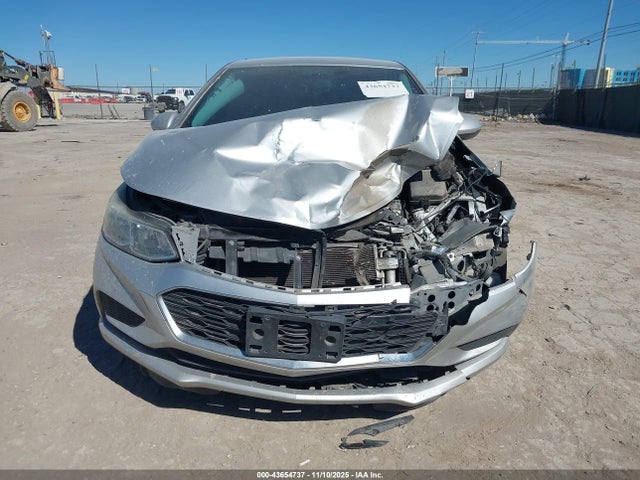 Chevrolet Cruze Ls Auto 2018 1G1BC5SM3J7223633 Image 12