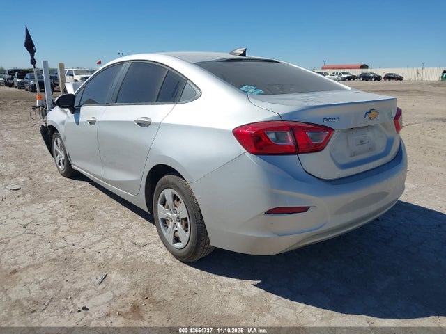 Chevrolet Cruze Ls Auto 2018 1G1BC5SM3J7223633 Image 3