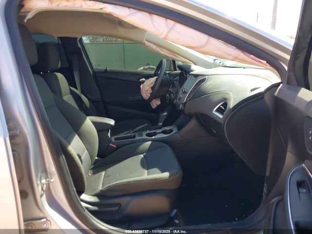 Chevrolet Cruze Ls Auto 2018 1G1BC5SM3J7223633 Image 5