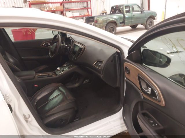 2015 CHRYSLER 200 1C3CCCCG7FN509601 Photo 4