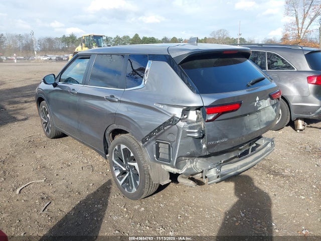 2022 MITSUBISHI OUTLANDER JA4J4UA84NZ062969 Photo 2