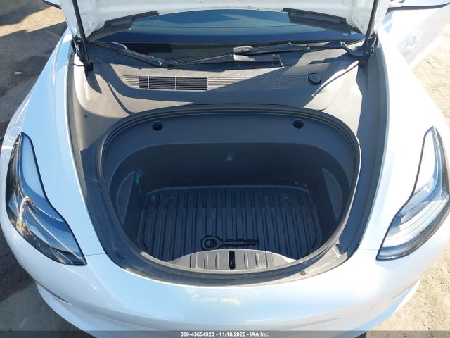 2023 TESLA MODEL 3 5YJ3E1EA2PF478549 Photo 9