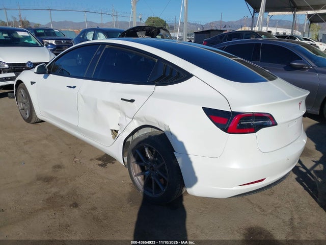 2023 TESLA MODEL 3 5YJ3E1EA2PF478549 Photo 2