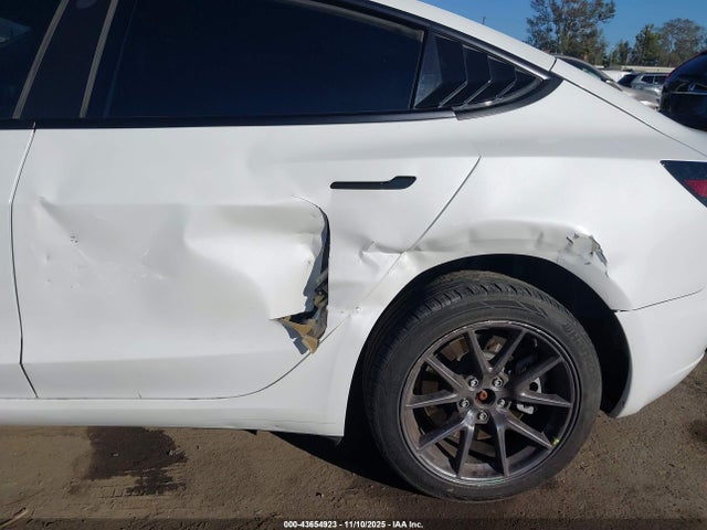 2023 TESLA MODEL 3 5YJ3E1EA2PF478549 Photo 5