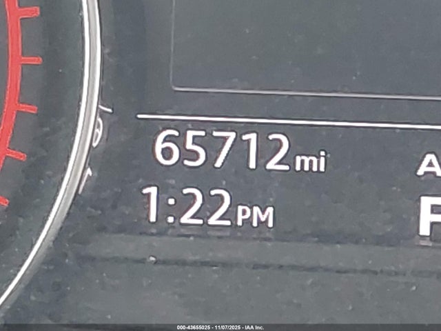 Audi A4 45 Premium 2019 WAUDNAF45KA066914 Image 31