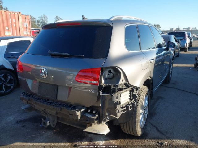 2014 VOLKSWAGEN TOUAREG WVGEF9BPXED000845 Photo 3