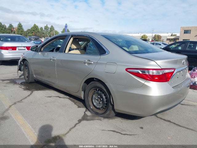 4T1BF1FK3HU719572 Toyota CAMRY LE