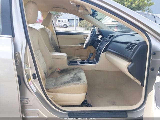 4T1BF1FK3HU719572 Toyota CAMRY LE
