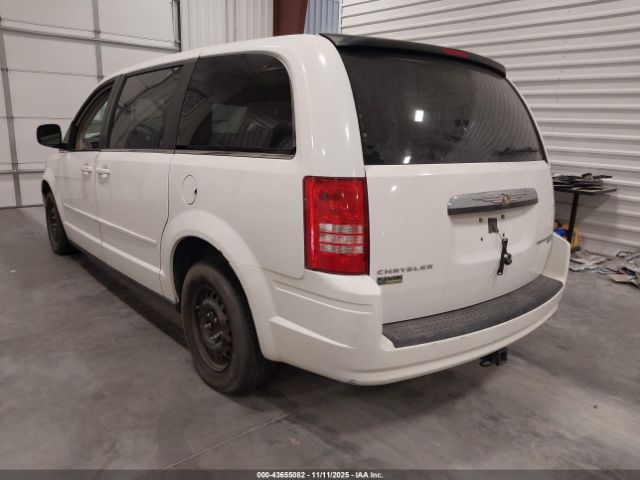 2010 CHRYSLER TOWN & COUNTRY 2A4RR4DE0AR315943 Photo 2