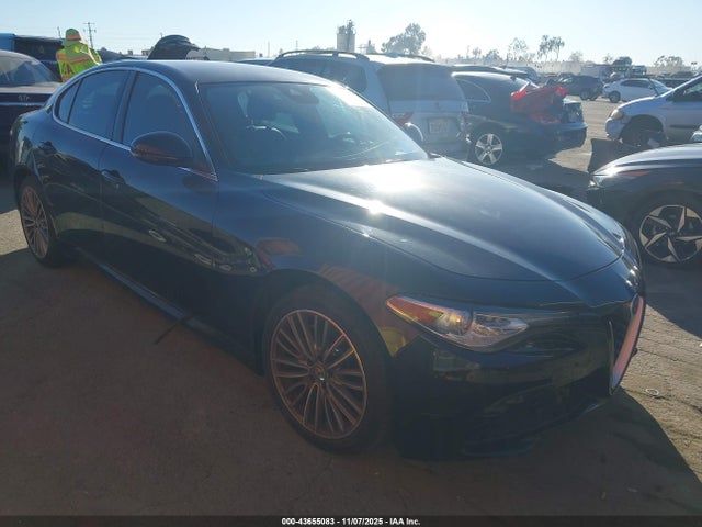 2017 Alfa Romeo Giulia Ti Rwd მანქანა იყიდება აუქციონზე, vin: ZARFAECN0H7528237, აუქციონის ნომერი: 43655083