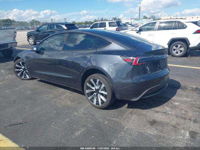 2024 TESLA MODEL 3 5YJ3E1EA2RF751525 Photo 2