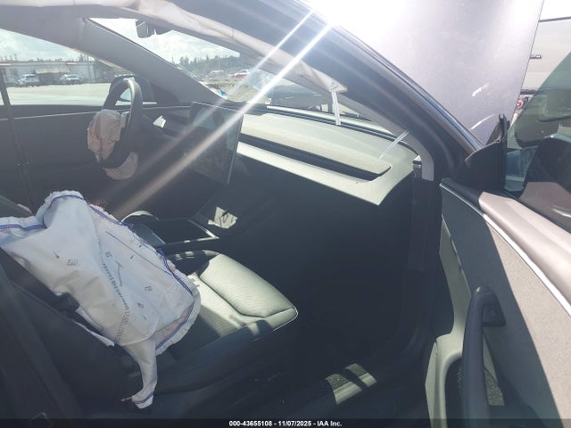 2024 TESLA MODEL 3 5YJ3E1EA2RF751525 Photo 4