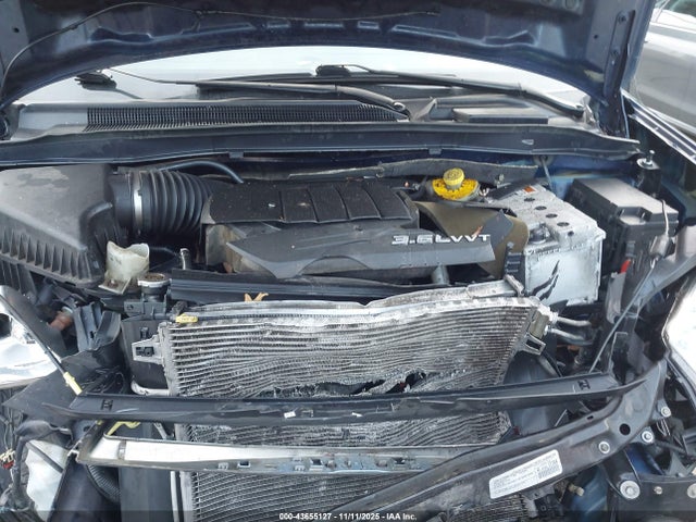 43655127 :رقم المزاد ، 2C4RC1BG7FR577931 vin ، 2015 Chrysler Town & Country Touring مزاد بيع