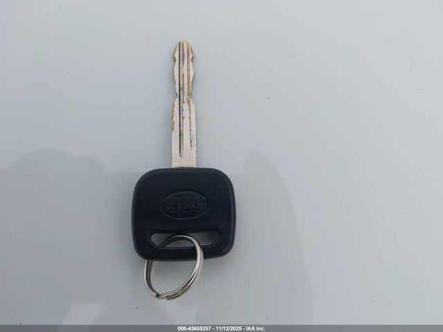 43655257 :رقم المزاد ، KZH1320001206 vin ، 1996 Toyota Hiace مزاد بيع